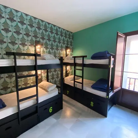 Oasis Mochileros' Palace Sevilla